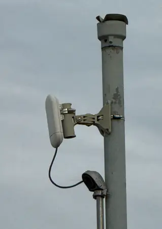 Radioenlace punto a punto, instalación realizada por HRW.cl